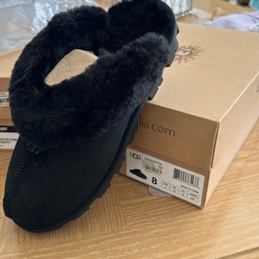 Ugg Slipper size 8